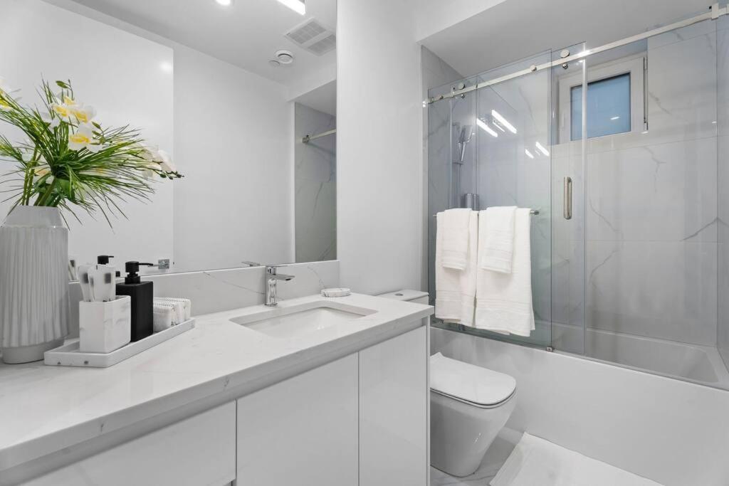 Brand New 2 Bedroom Point Grey Getaway Vancouver Dış mekan fotoğraf