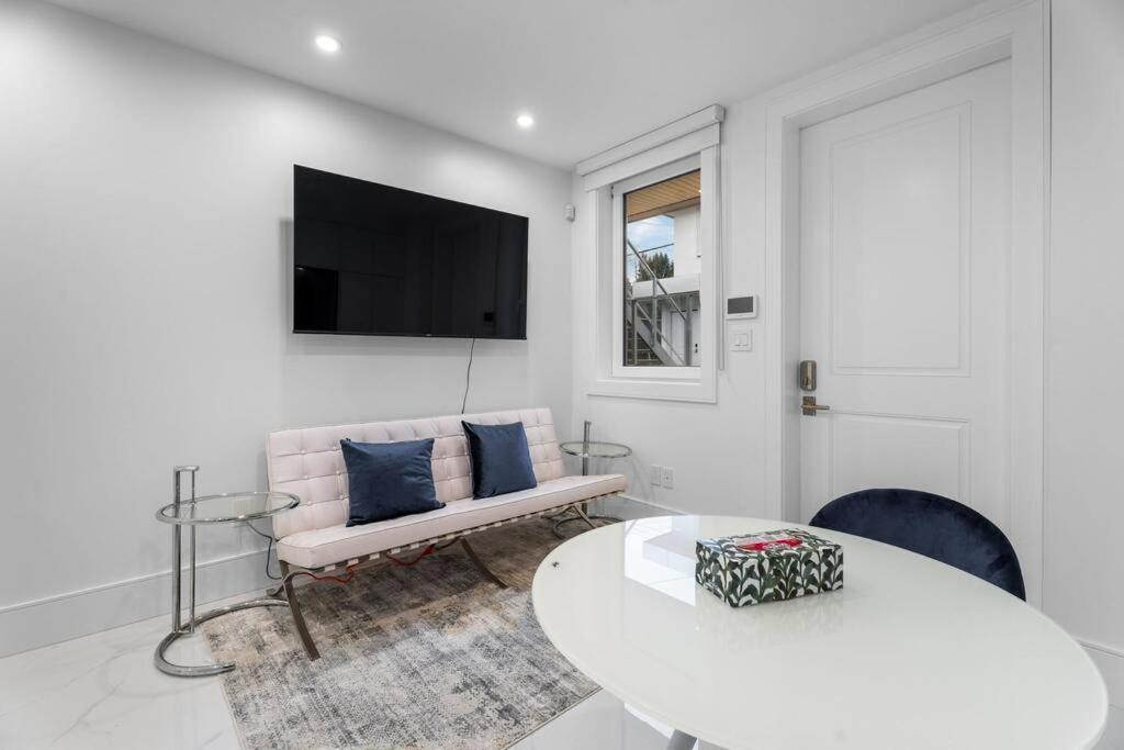 Brand New 2 Bedroom Point Grey Getaway Vancouver Dış mekan fotoğraf